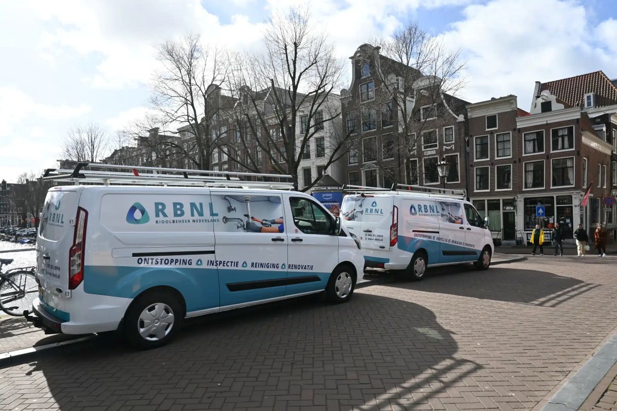 Riool-ontstoppen-Houten