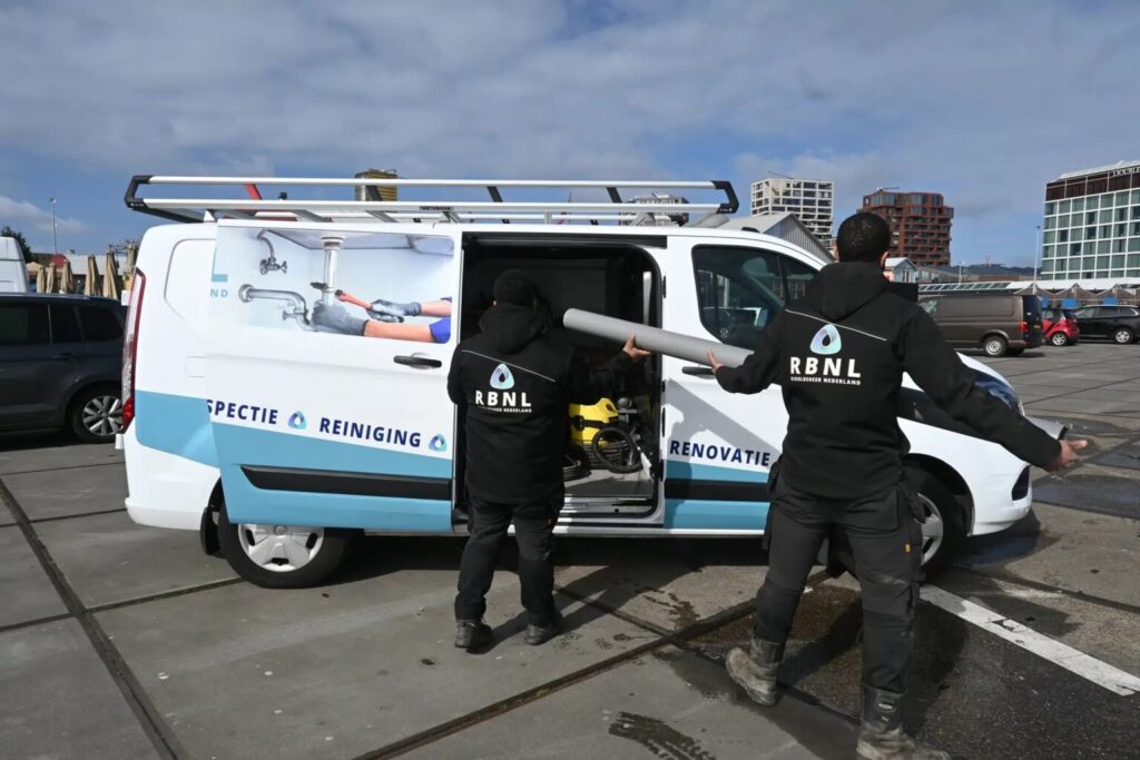 Afvoer verstopt Vleuten