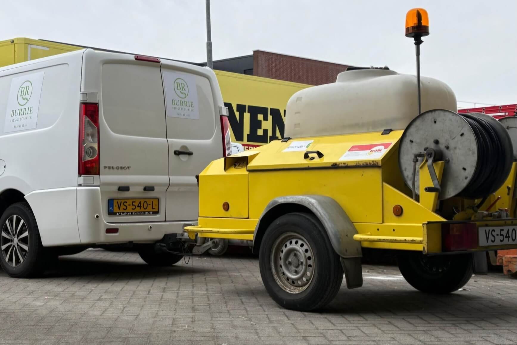 Ontstoppingsdienst ontstoppingsbedrijf Geertruidenberg.jpeg